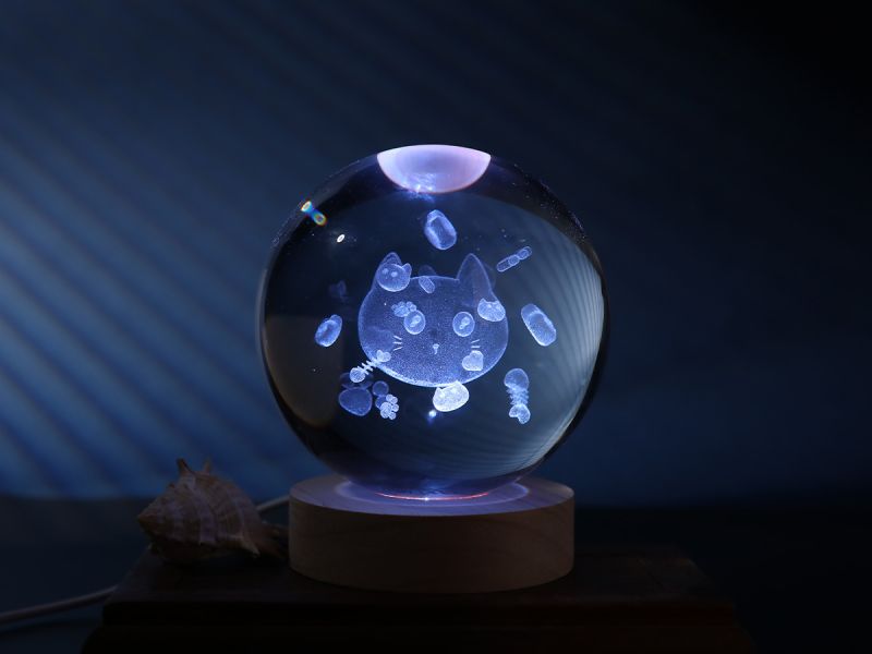 Lampka kryształowa kula Kot 10 cm